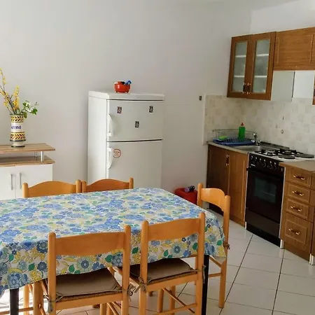 Apartments Tatjana Martinscica  Exterior photo